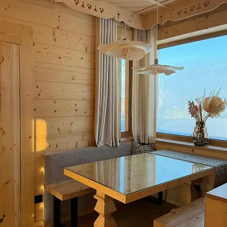 Lovelia Luxury *